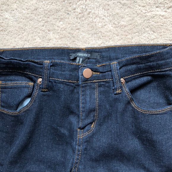 Women’s Skinny Jeans - Picture 2 of 3